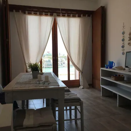 La Maison Terrasini Casa de Férias *